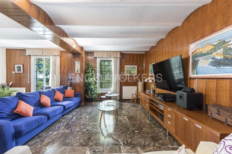 Foto 32363175-0424-4d18-9245-5525a0f69a40. Casa amb calefacció aparcament piscina a Centre-Nucli Antic Premià de Mar