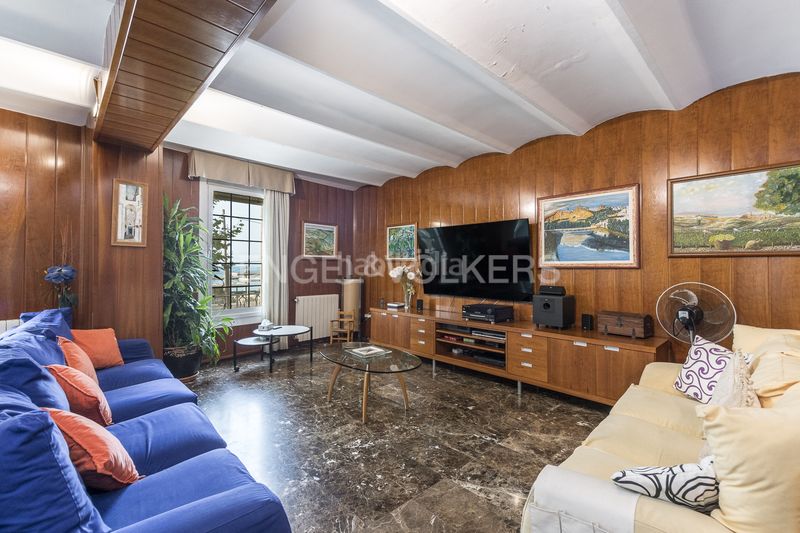 Foto 41d430e9-f91e-4763-928e-bfcd5c34fffb. Casa amb calefacció aparcament piscina a Centre-Nucli Antic Premià de Mar