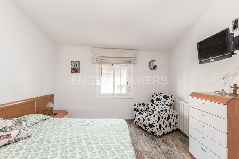 Foto 90bfda1e-bf94-48c8-a517-cfd1b21c70a3. Casa amb calefacció aparcament piscina a Centre-Nucli Antic Premià de Mar