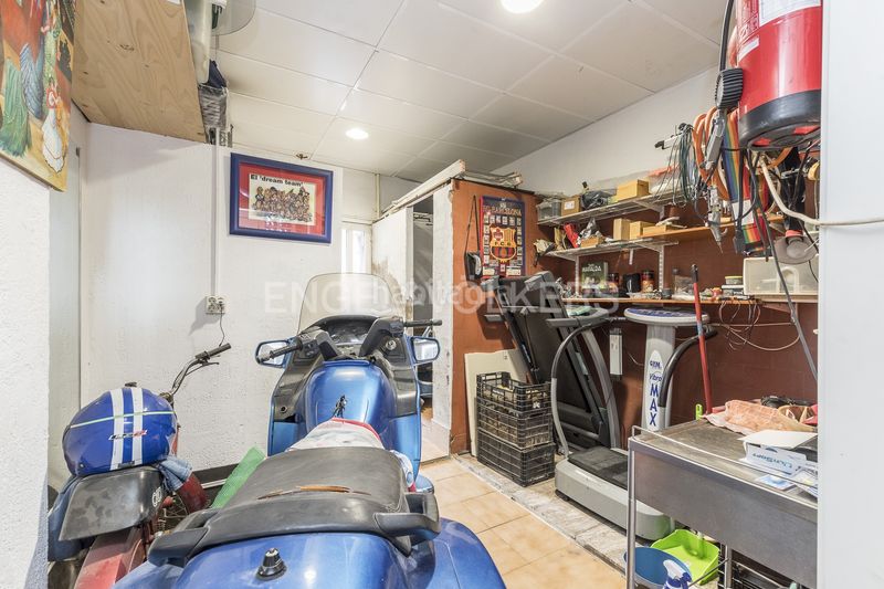 Foto c1c8501d-285e-4c7f-92a5-72e39b5ecbfb. Casa amb calefacció aparcament piscina a Centre-Nucli Antic Premià de Mar