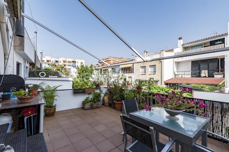 Foto 35fddccb-df6c-4278-915a-6f10337dc892. House with heating pool in Centre-Nucli Antic Premià de Mar