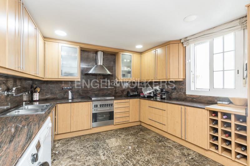 Foto 433121d5-2c07-4170-8630-09209aee18b4. House with heating pool in Centre-Nucli Antic Premià de Mar