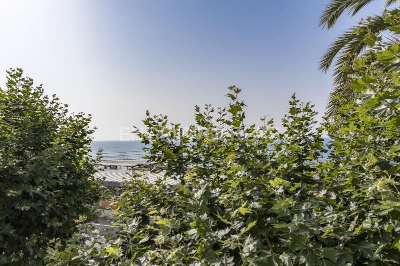 Foto 8a65934a-7096-4cc6-ba40-d012130650d2. House with heating pool in Centre-Nucli Antic Premià de Mar