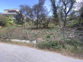 Residential Plot in Vallvidrera - Tibidabo - Les Planes. Terreno edificable de 723m2 con vistas amplias