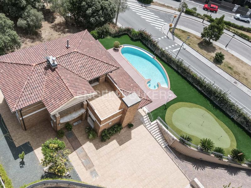 Foto 312f55f1-b0af-4693-b1a6-1e4b8c042af7. Casa con riscaldamento piscina in Sant Vicenç Centre Sant Vicenç de Montalt