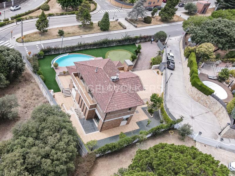 Foto 7b774f93-871d-40f3-b98a-3beb126e15e7. Casa con riscaldamento piscina in Sant Vicenç Centre Sant Vicenç de Montalt