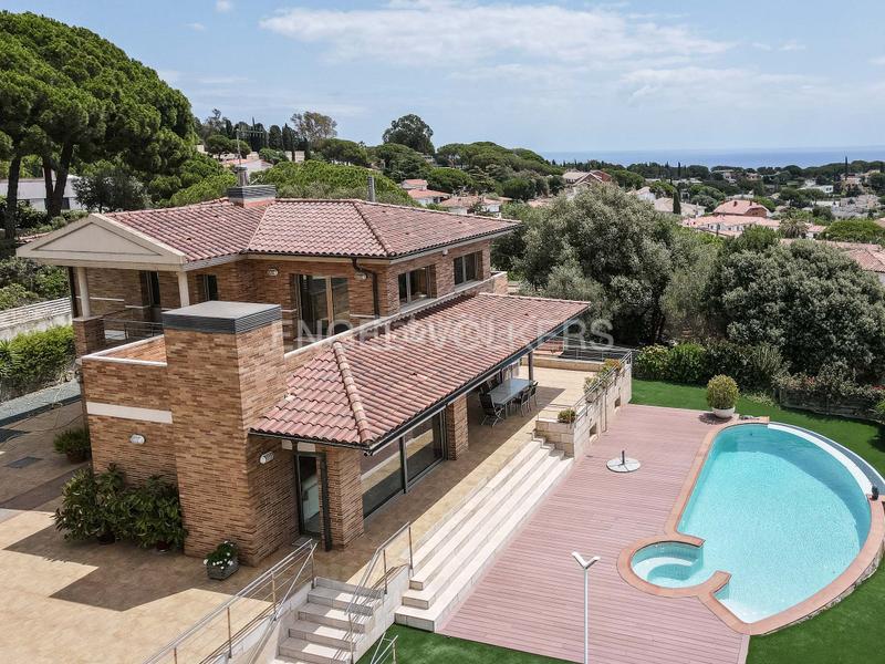 Foto 7e84d419-fd27-4089-839e-ae2230fcb070. Casa con riscaldamento piscina in Sant Vicenç Centre Sant Vicenç de Montalt