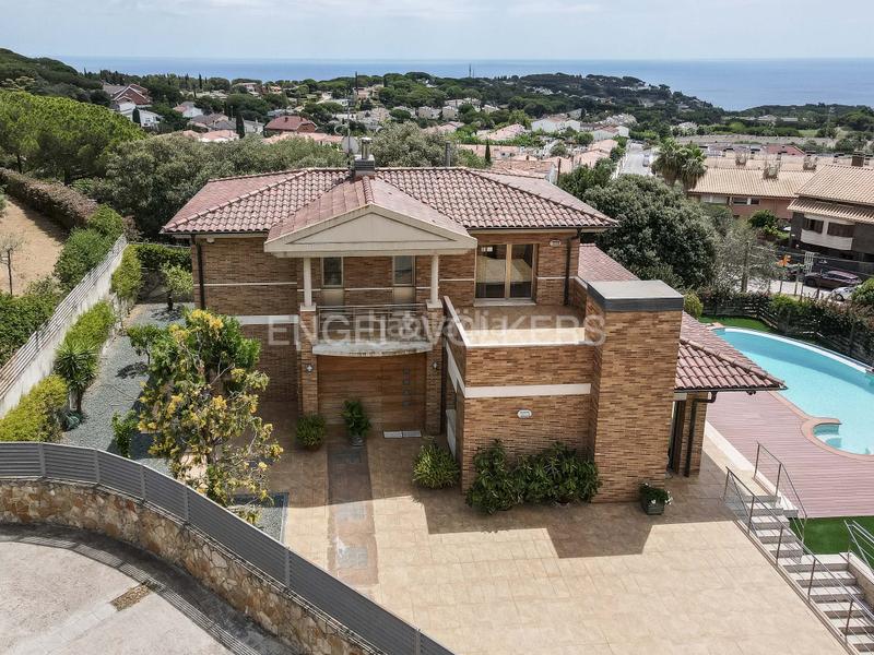 Foto 9e7eef24-d67e-46a7-8517-519225fc8359. Casa con riscaldamento piscina in Sant Vicenç Centre Sant Vicenç de Montalt