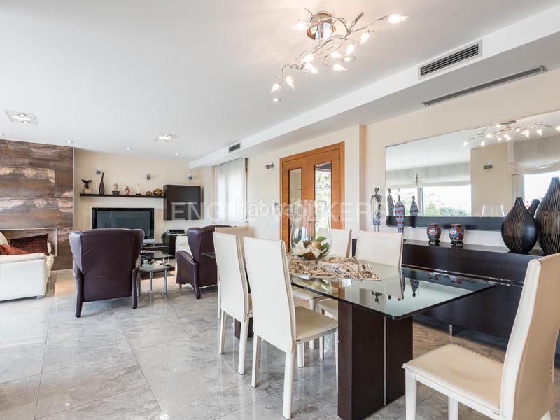 Foto d15a287b-50ca-487f-9ae1-589a5f8046f4. Casa con riscaldamento piscina in Sant Vicenç Centre Sant Vicenç de Montalt