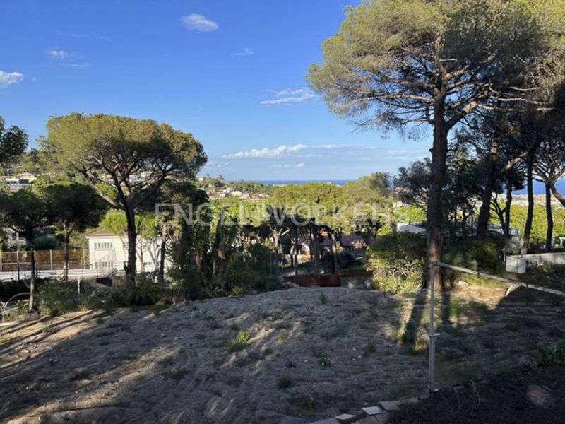 Foto 4397fb7c-dad4-4ad2-bac7-5a8e9fc833b7. Terreny residencial a Premià de Dalt