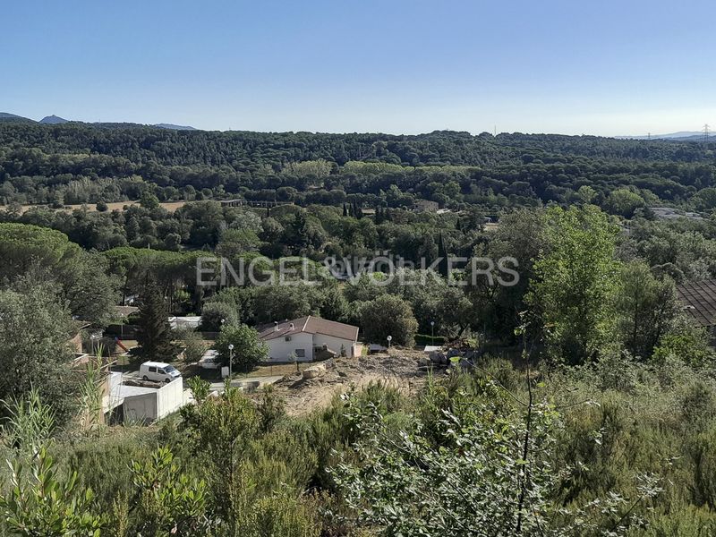 Foto 58a1f372-bb6a-4238-b322-1a1c46f5ab48. Terreny residencial a Sant Celoni