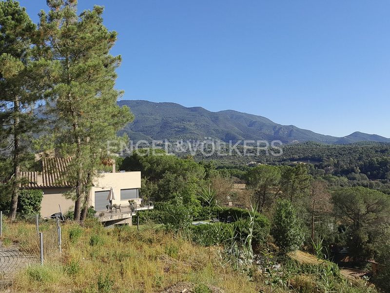 Foto 9863902a-a110-4157-9dcf-5a2acc5cc781. Terreny residencial a Sant Celoni