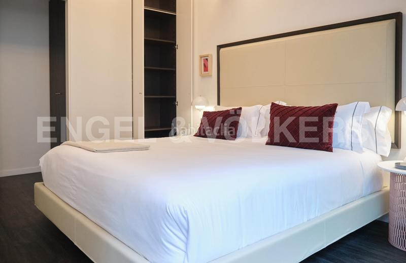 Foto 8c0253f5-34c7-47e1-8003-e521160fcd68. Alquiler apartamento espectacular piso en paseo de gracia en Barcelona