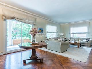 Apartament a Sant Gervasi - Galvany. Cómoda y elegante vivienda en turó parc