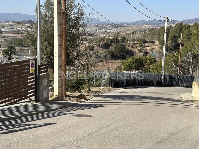 Foto 96aa0256-a38f-4cdb-9425-164d0bac479f. Terreno residenziale in Sant Fruitós de Bages