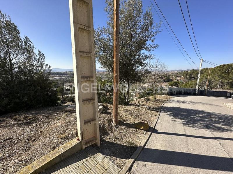 Foto f92ddbd9-43ef-48e3-8f62-517488978f71. Terreno residenziale in Sant Fruitós de Bages