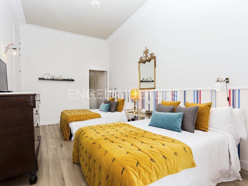 Foto 06723efd-0321-4d89-b54f-15b5bdbe9302. Appartement avec chauffage dans Vila de Gràcia Barcelona