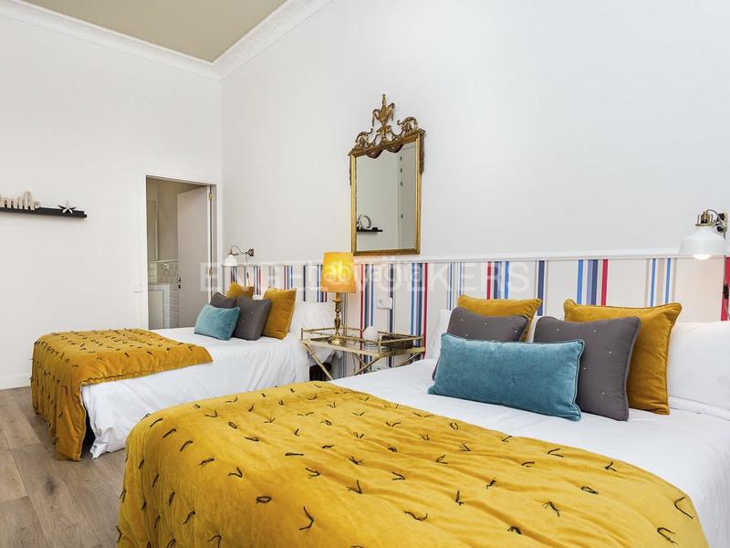 Foto 91659f83-d0cd-4fd5-aff7-7840fb4910a1. Appartement avec chauffage dans Vila de Gràcia Barcelona