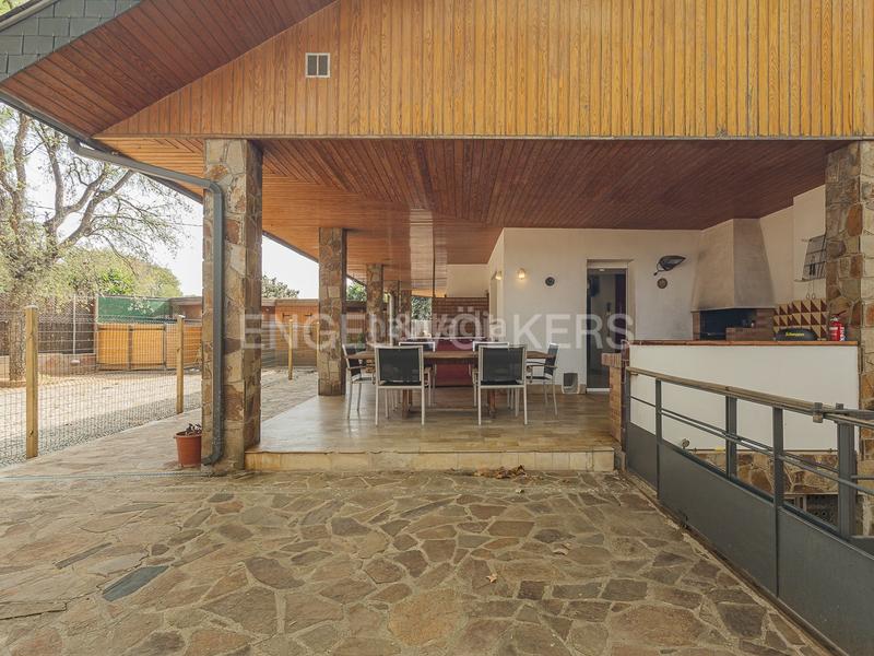 Foto 94e64182-d5a1-4525-bfae-97102ea19e60. Reihenhaus mit heizung parking pool in Centre-Cordelles Cerdanyola del Vallès