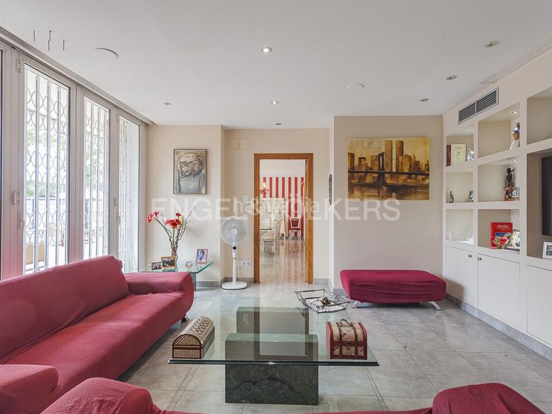 Foto a91e8e34-6cf1-4b1e-a12a-d84917810f5d. Reihenhaus mit heizung parking pool in Centre-Cordelles Cerdanyola del Vallès