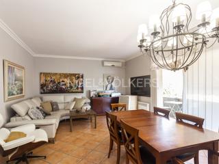 Casa a La Collada-Sis Camins. Tu hogar de ensueño te espera! familiar, acogedora y entorno tra
