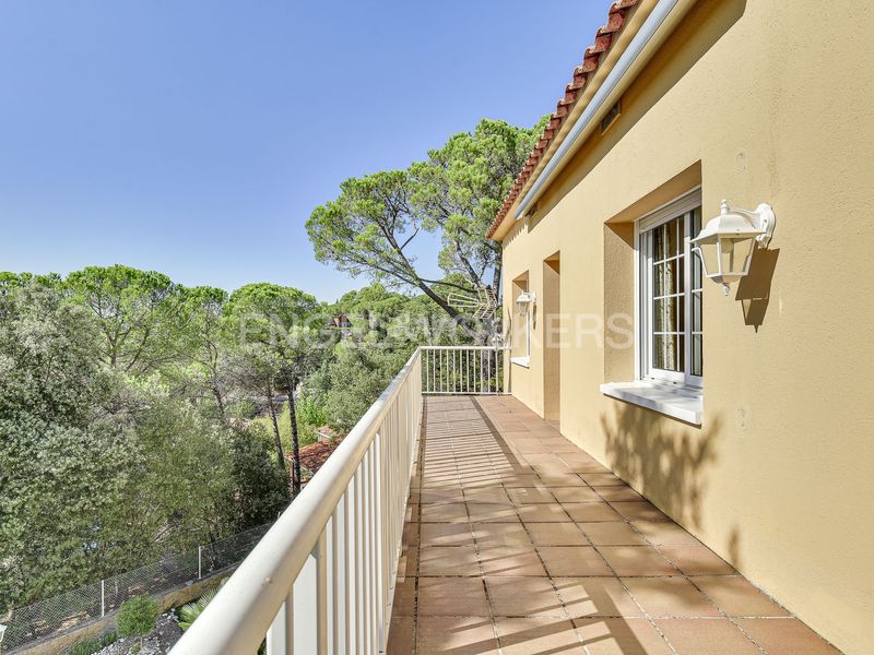Foto 4c6eaa24-7270-46c4-866c-f077c9274aae. Masia amb calefacció aparcament piscina a Vacarisses