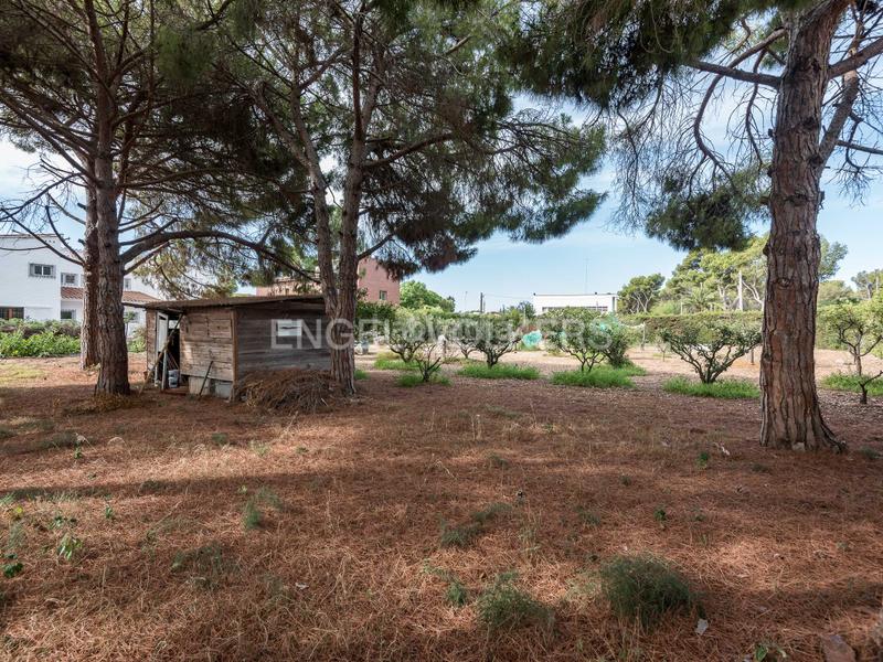 Foto 5ab692fb-75e7-4521-a38f-c10c98f53cdf. Terreno residencial una joya en la exclusiva zona de terramar . en Sitges