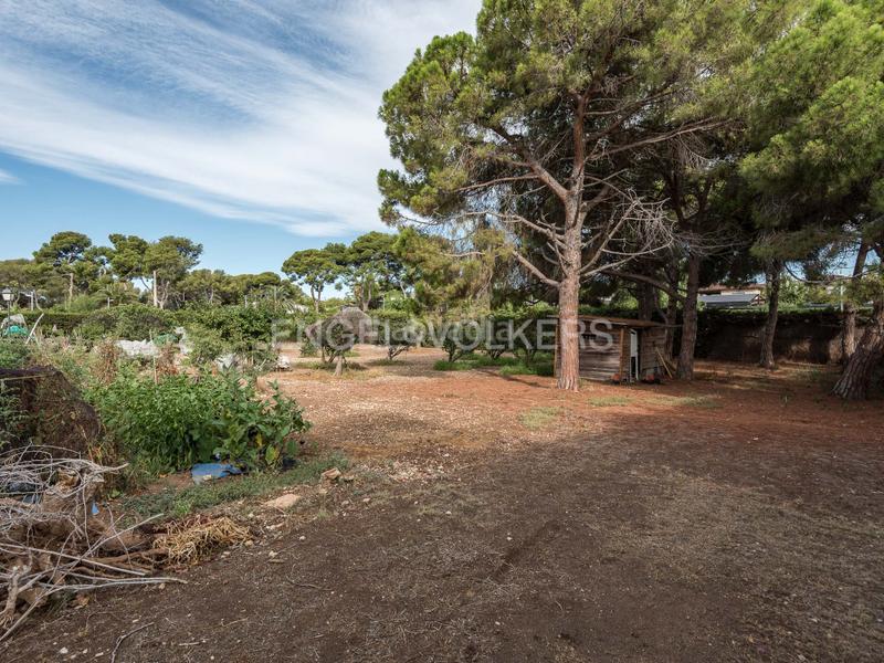 Foto ff58b768-0570-441e-8a93-a4038a4ee006. Terreno residencial una joya en la exclusiva zona de terramar . en Sitges