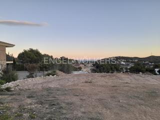 Residential Plot in Cunit Residencial. Terreno urbano con vistas al mar