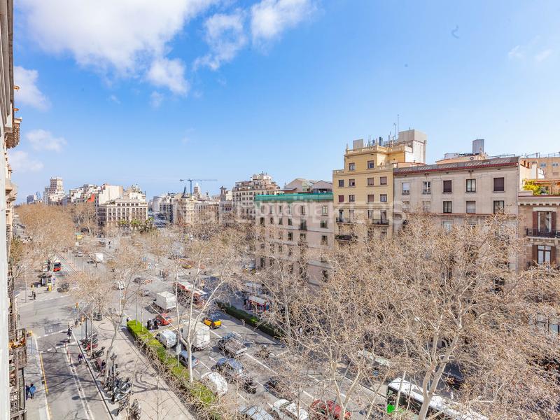 Foto 45576610-5755-4488-918b-cba8e16d31a5. Àtic amb calefacció a L´Antiga Esquerra de l´Eixample Barcelona