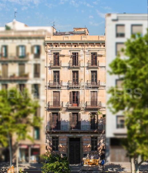 Foto 8cf9dea3-3f20-40c0-bebb-800cdda18f5c. Àtic amb calefacció a L´Antiga Esquerra de l´Eixample Barcelona