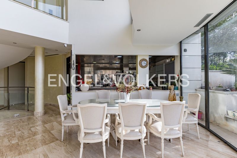 Foto 787a4be6-98de-4a48-baf6-882f040e1b11. Casa amb calefacció aparcament piscina a les botigues de Sitges Sitges