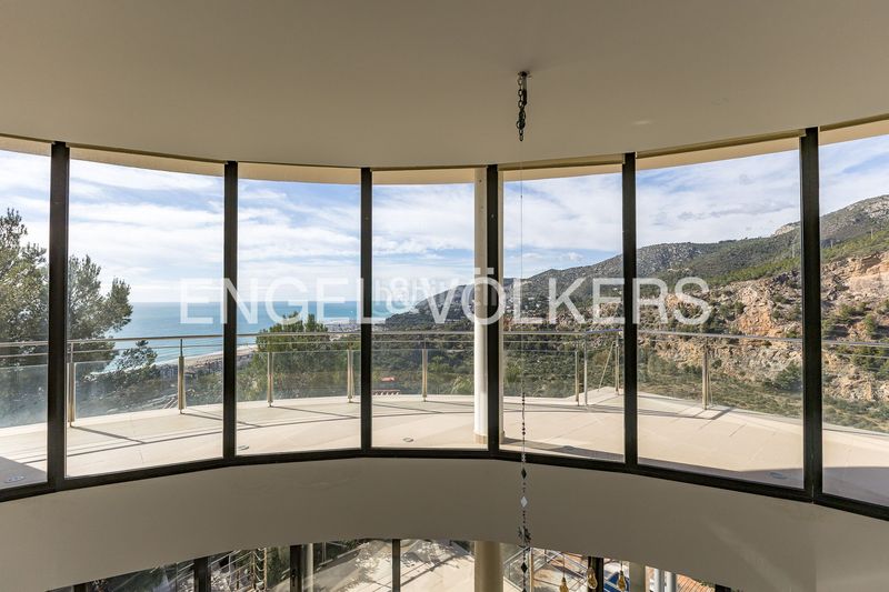 Foto 7b58134c-82b7-4424-8496-5328d12587cb. Casa amb calefacció aparcament piscina a les botigues de Sitges Sitges