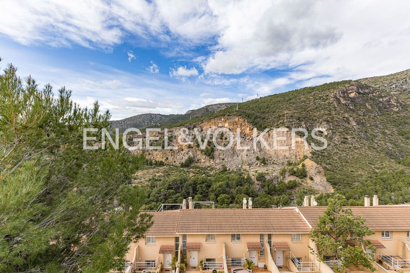 Foto ba940ae4-39f1-446e-a0e3-44769fee8899. Casa amb calefacció aparcament piscina a les botigues de Sitges Sitges