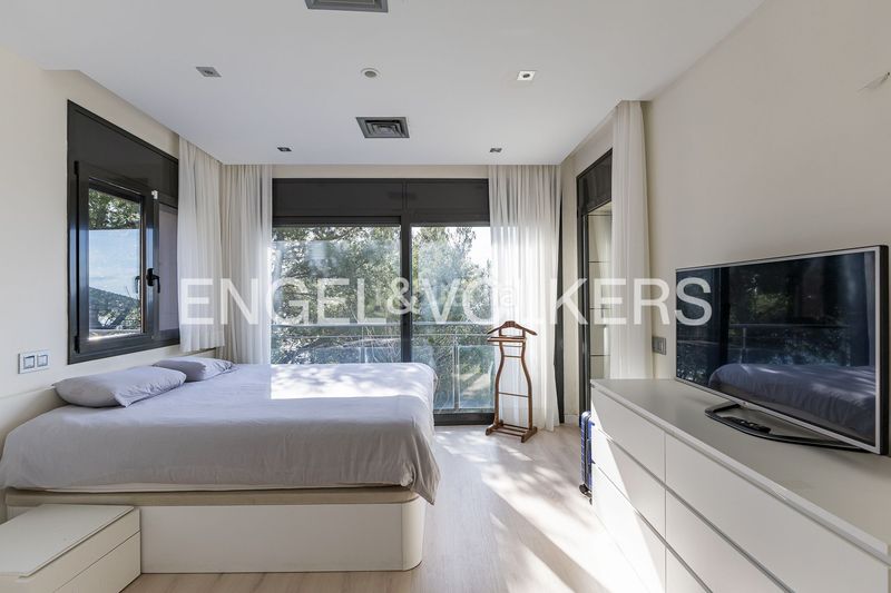 Foto cb110387-7635-43cf-bdab-55d60eb74f48. Casa amb calefacció aparcament piscina a les botigues de Sitges Sitges
