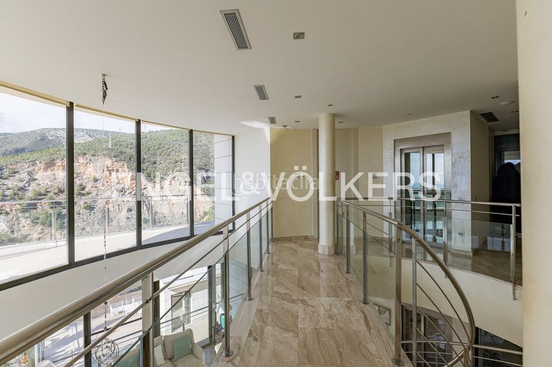 Foto d7b72544-e759-470b-8958-820e2ea9001f. Casa amb calefacció aparcament piscina a les botigues de Sitges Sitges