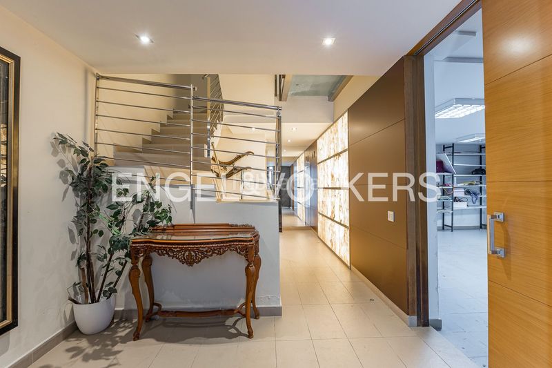 Foto db6a05dc-bb0d-4010-bd82-3c6d9f55e751. Casa amb calefacció aparcament piscina a les botigues de Sitges Sitges