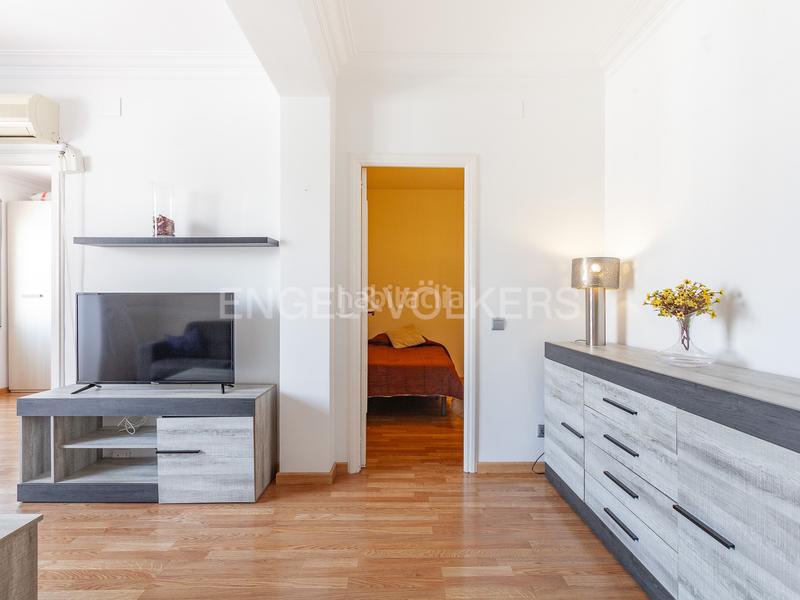 Foto 1a2d26b2-5c85-4d62-a869-9f82b2d1d570. Apartamento luminoso piso en eixample esquerra en Barcelona