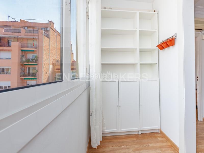 Foto 30473055-23ad-4cf3-9587-616d1c9ee8d9. Apartamento luminoso piso en eixample esquerra en Barcelona