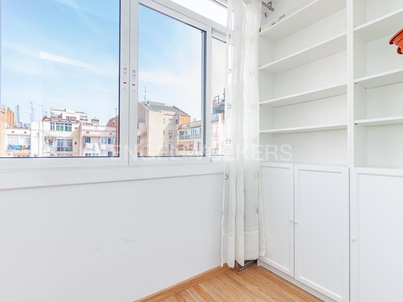 Foto 8a70df64-9869-4413-9708-5ee48547612b. Apartamento luminoso piso en eixample esquerra en Barcelona