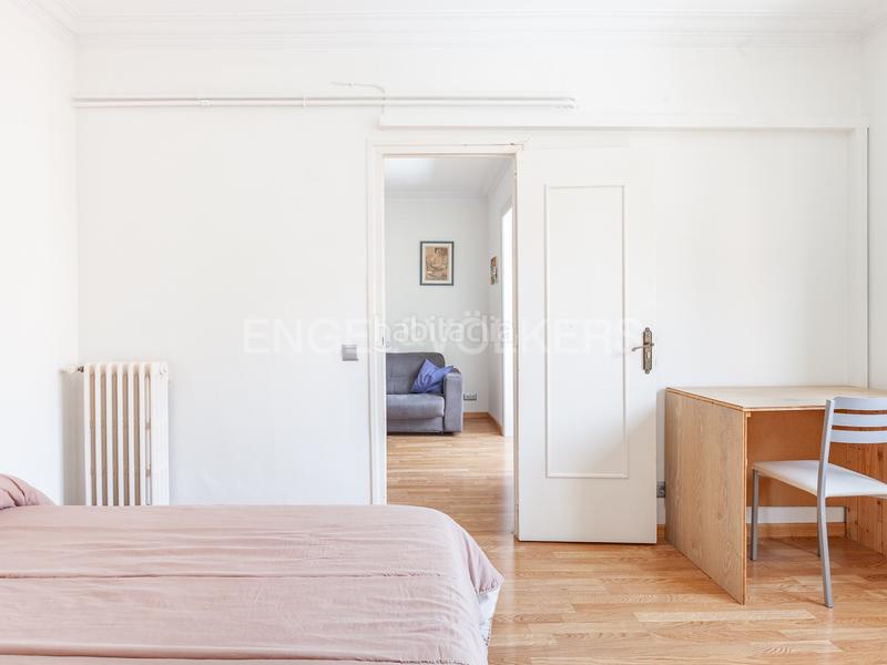 Foto 917ae95c-e7f6-489d-ba4a-f1e26997567c. Apartamento luminoso piso en eixample esquerra en Barcelona