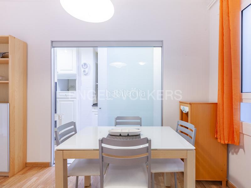 Foto c1443b23-22b0-490a-b640-74066c6aad93. Apartamento luminoso piso en eixample esquerra en Barcelona