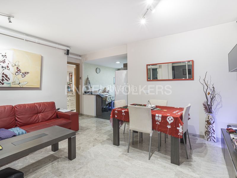 Foto 2ff3b0ff-57ed-40c5-b191-a41702459d5e. Pis amb calefacció a Carmel Barcelona