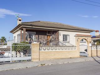 Casa a Mas Trader-Corral d´En Tort-Corral d´En Cona. Exquisita residencia costera con vista al mar