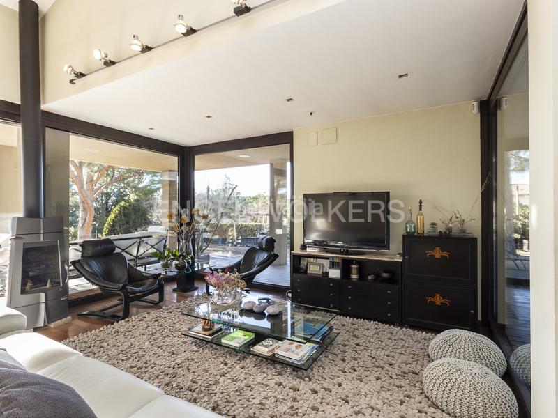 Foto 8a9e1f02-3f2c-4f36-8c2f-ff4d019d5dc6. Masía un lugar mágico y confortable con vistas a montserrat en Collbató