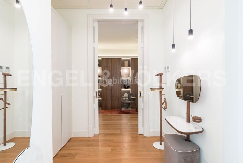 Foto 398da205-2d95-4760-90e2-58a9ad9fbf6b. Alquiler apartamento alquiler apartamento de lujo en casa burés en Barcelona