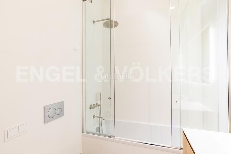 Foto c92943b0-158d-4b2b-bc35-543876d5a588. Alquiler apartamento alquiler apartamento de lujo en casa burés en Barcelona