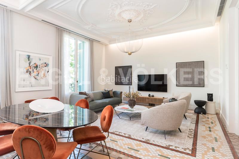 Foto 5a4ca1d6-f629-43b5-8e31-c49d29e0ce34. Miete appartement mit heizung pool in Dreta de l´Eixample Barcelona