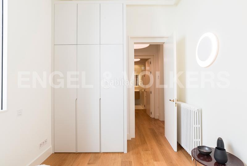 Foto 07a98bb4-bf15-4f01-bc1d-cda4dfae5158. Rent apartment with heating pool in Dreta de l´Eixample Barcelona