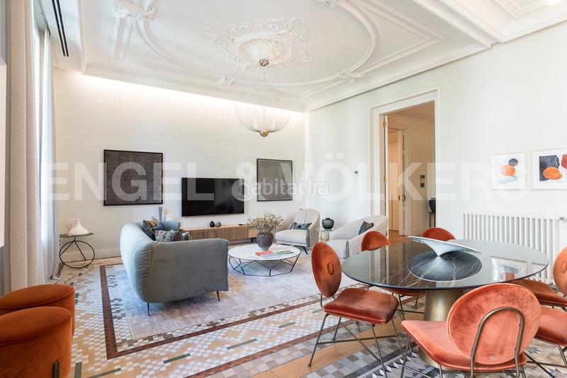 Foto 8c73243a-24f2-4948-8b83-6af3ed931ed5. Rent apartment with heating pool in Dreta de l´Eixample Barcelona